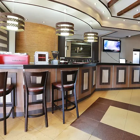 Acropolis بازارجيك