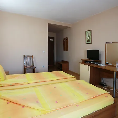 فندق Acropolis *