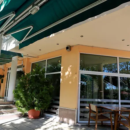 فندق Acropolis بازارجيك